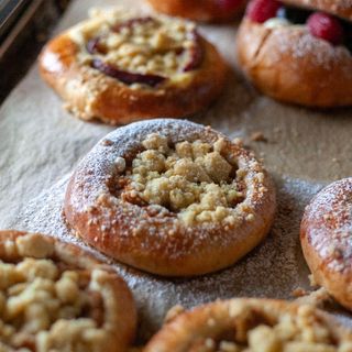 Drożdżówka z jabłkiem