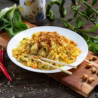 70. ryż z kurczakiem 