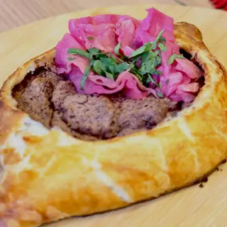 Adżarska fasolka - Khachapuri with beans and herbs - აჭარული ხაჭაპური ლობიოთი და მწნილით