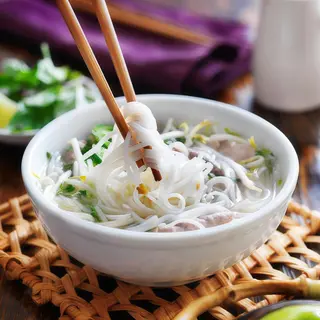 Makaron Pho