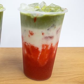 Matcha Truskawka