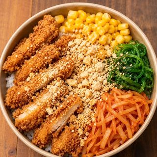 Bibimbap z paskami kurczaka