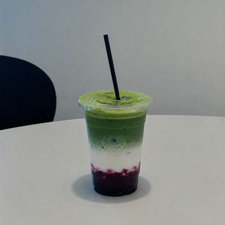 Matcha Jagoda
