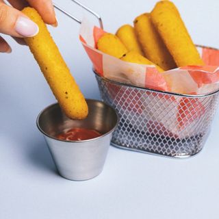 Mozzarella sticks 6 szt.