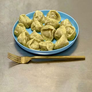 PIELMIENI TRZY MIĘSA PORCJA 15 SZT.