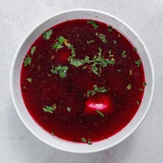 BARSZCZ Z USZKAMI Z GRZYBAMI