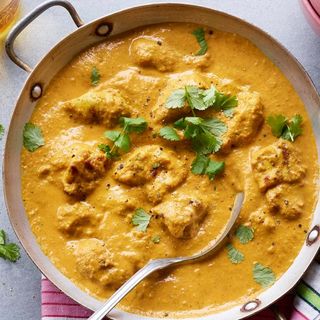 CHICKEN KORMA