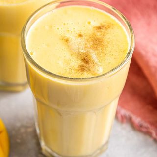 MANGO LASSI