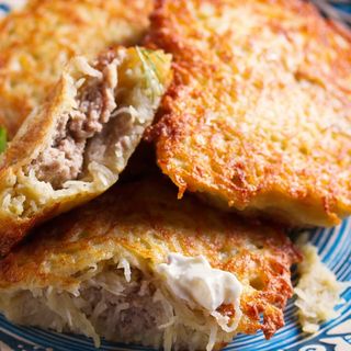 Placki ziemniaczane z mięsem  4 szt