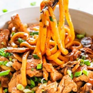 Makaron udon z wołowina 600 gr