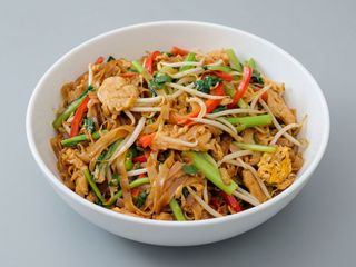 Makaron ryżowy z warzywa 550 gr