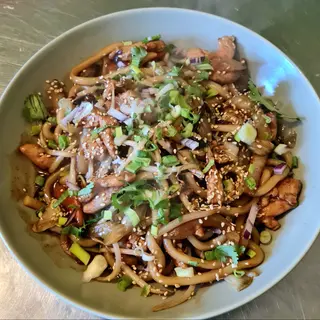 Udon z wołowiną