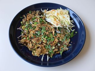 Makaron smażony sojowy z warzywami