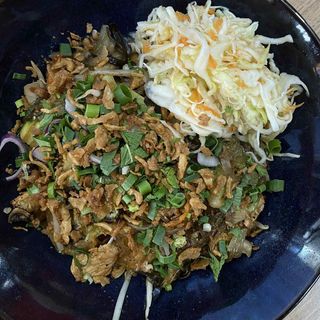 Makaron sojowy z wieprzowiną