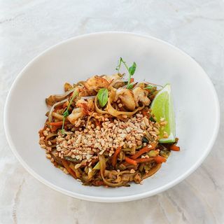 Pad thai z tofu