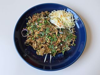 Makaron smażony sojowy z warzywami