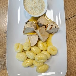 Gnocchi na Masle z kurczakem