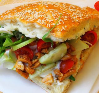 Kebab w bułce wegetariański mały