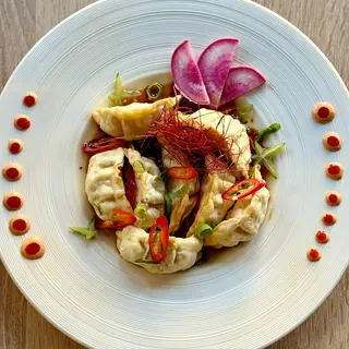 Pierożki gyoza z warzywami (9 szt.)