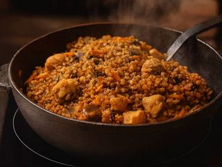 Kasza gryczana po kupiecku z mięsem i grzybami 300g