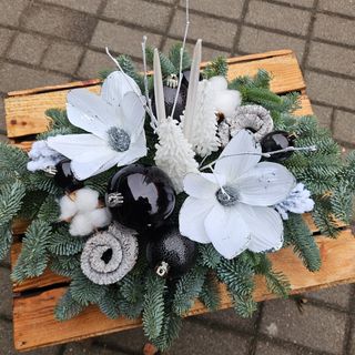 Kompozycja na stół.