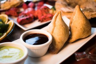 Chicken Samosa 2szt