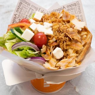 Kebab w bułce z serem ( duzy)