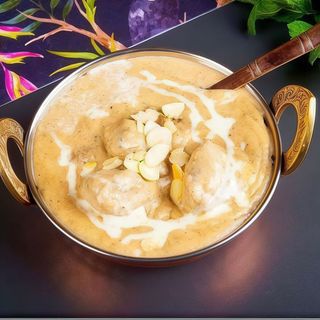 Mutton Korma + (Plain Rice / Butter Naan)