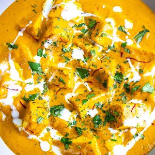 Shahi Paneer (Ryż / butter naan)