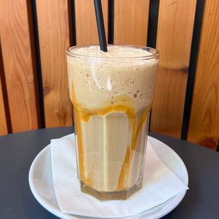 frappe karmelowa 330 ml