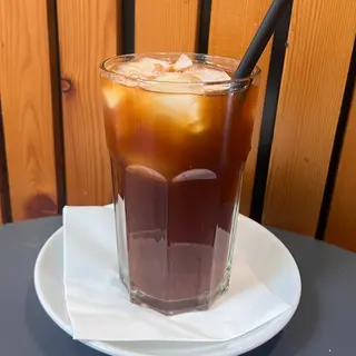 czarna kawa mrożona 330 ml