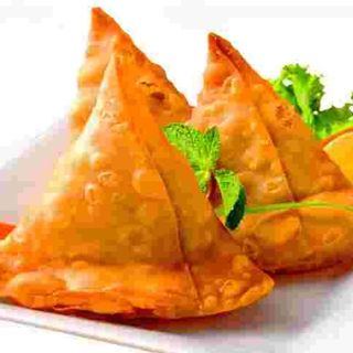 Veg samosa/wegetarianska samosa