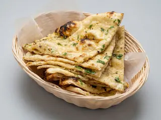 Cheese Naan