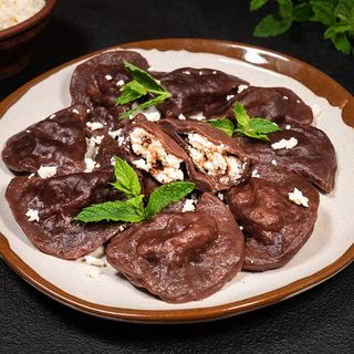 Pierogi czekoladowe z serem, z kropelkami czekolady (10 szt.)