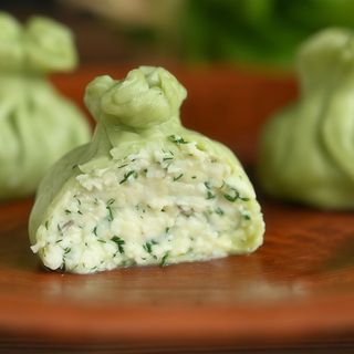 Chinkali ze szpinakiem i bryndzą (4 szt.)