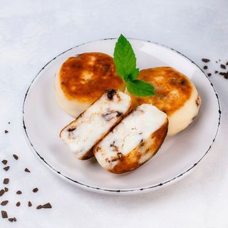 Placki twarogowe z kropelkami czekolady (4 szt.)