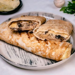 Lawasz z kurczakiem, pieczarkami teriyaki i serem (1 szt.)