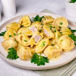 Pielmieni z kurczakiem na mące kukurydzianej (15 szt.)