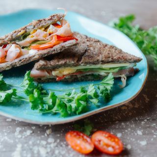 Kanapka jajko i bekon