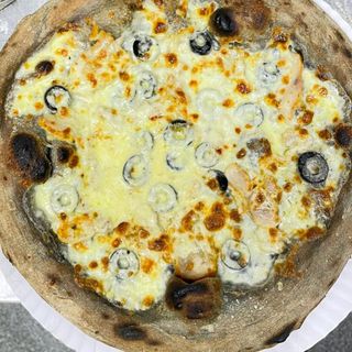 Make your czarny Astro Pie