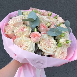 Bukiet mix Pudrowa Róża (50 cm)