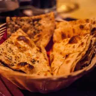Cheese Garlic Naan