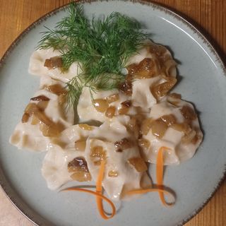 pierogi z kapustą i grzybami