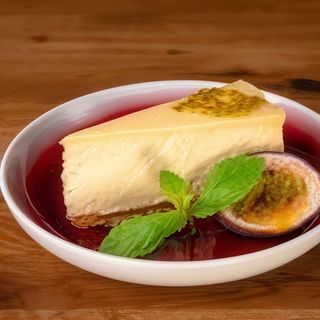 Sernik z białą czekoladą i marakują 100g