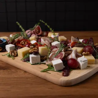 Deska serów i wędlin 600g