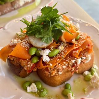 Oriental Veggie Tost