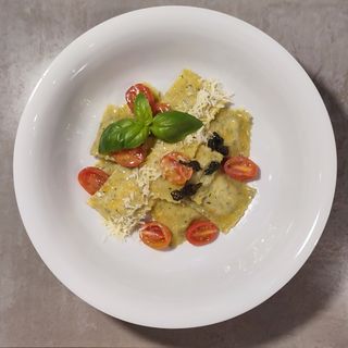 ravioli ze szparagami