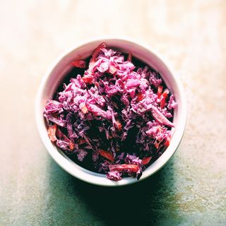 colesław z czerwonej kapusty