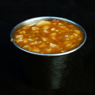 Sos miodowo-musztardowo-orzechowy