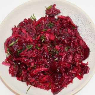 Sałatka z buraka z jabłkiem